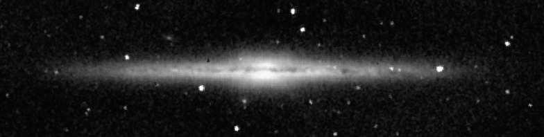 NGC891 (Sbc) De Melkweg heeft een balk willekeurige sterbanen weinig interne structuur veel in