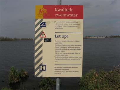 De wateraanvoer komt hoofdzakelijk via de boezem en een klein deel is uit polders afkomstig. Beïnvloeding van de bacteriologische waterkwaliteit door inlaatwater wordt onwaarschijnlijk geacht.