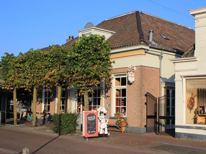 28 Bolletjemuseum Grotestraat 182 Gerardus Johannes ter Beek startte hier aan het einde van 1867 een bakkerswinkel.