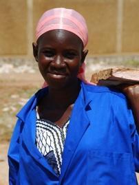 Het kinderdagverblijf mag er ook wezen. Er bouwen vier vrouwen mee. In Mali een uniek gegeven dat vrouwen meebouwen.