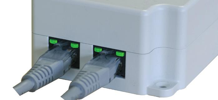 Knipperende groene LEDs op de RJ connectors (RX en TX) toont dat de communicatie via Modbus RTU netwerk gemaakt is (zie Fig. 6 Communicatie LED-aanduidingen ). Fig.5 Werking LED indicatie Fig.