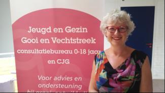 Voor in uw agenda: Inloop spreekuur Jeugdverpleegkundige: Lydia Blauw M: 06-525 78 124 E: l.blauw@jggv.nl Wanneer? Waar? Waarom? Afspraak? Kosten? Op donderdag 30 maart 2017 vanaf 8.30 en 9.