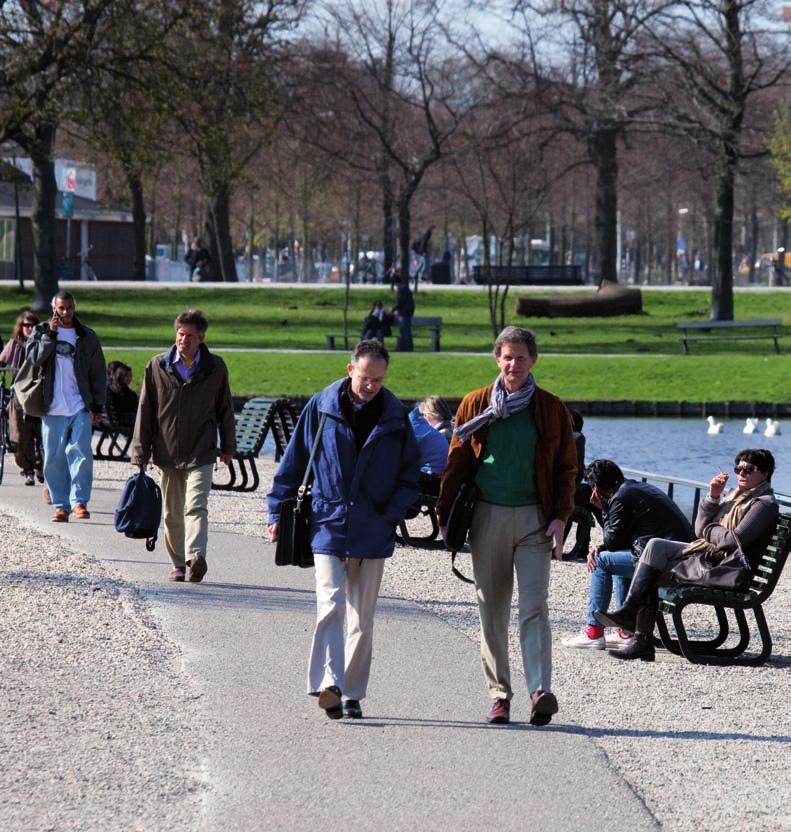 22 Bewust kiezen, Slim organiseren De gemeente Den Haag wil met haar mobiliteitsbeleid ruimte bieden aan reizigers: zij moeten een bewuste keuze kunnen maken voor de vervoerwijze en de route die hen