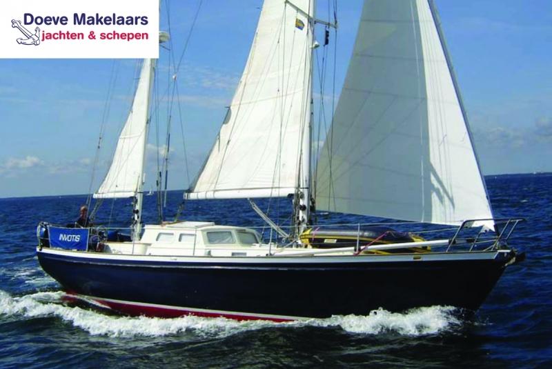B01 Alu Deckhouse Sailingyacht 42, midzwaard Verkocht BTW is betaald Lengte (m) : 12.70 x 3.90 x 1.20/2.60 Ref. nr.