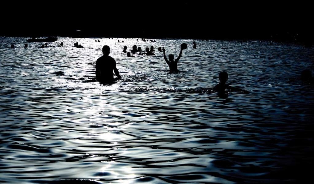 Droge bodems versus waterbodems Het verschil tussen droge bodems en waterbodems sluit aan bij het begrip oppervlaktewaterlichaam zoals dat in de Waterwet wordt gehanteerd.