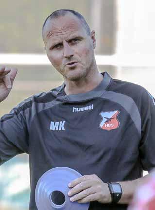 ANDEREN OVER HBS-TRAINER MARCEL KONING Een levensgenieter met passie en humor Met Marcel Koning (41) als hoofdtrainer kent HBS dit seizoen een oude bekende.