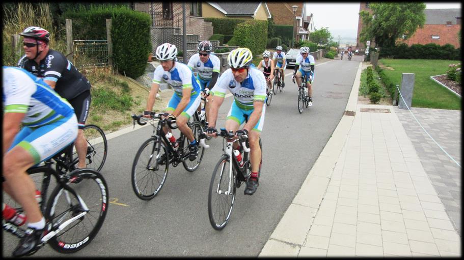 Memorial Igor Decraene op zondag 16 juli Tekst: Koen Christiaens - foto s: Willy Godefroid Met 231 deelnemers bij de