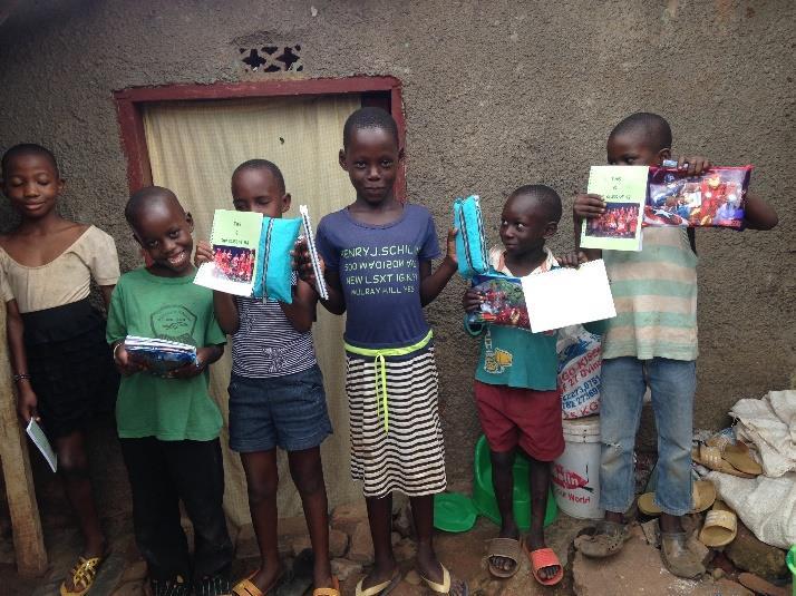 Bericht uit Uganda Hallo allemaal, Hier weer even een berichtje vanuit Uganda. Alle kinderen hebben genoten van hun vakantie.