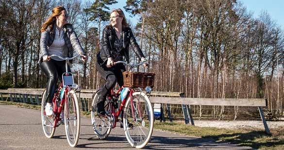 ALGEMENE INFORMATIE FIETSROUTE DE DOORBRAAK Start route: Station Almelo Centraal Parkeren: Parkeergarage Java Park P12/P+R van Almelo Tarief: 1 ste en 2 de uur: 2,-.