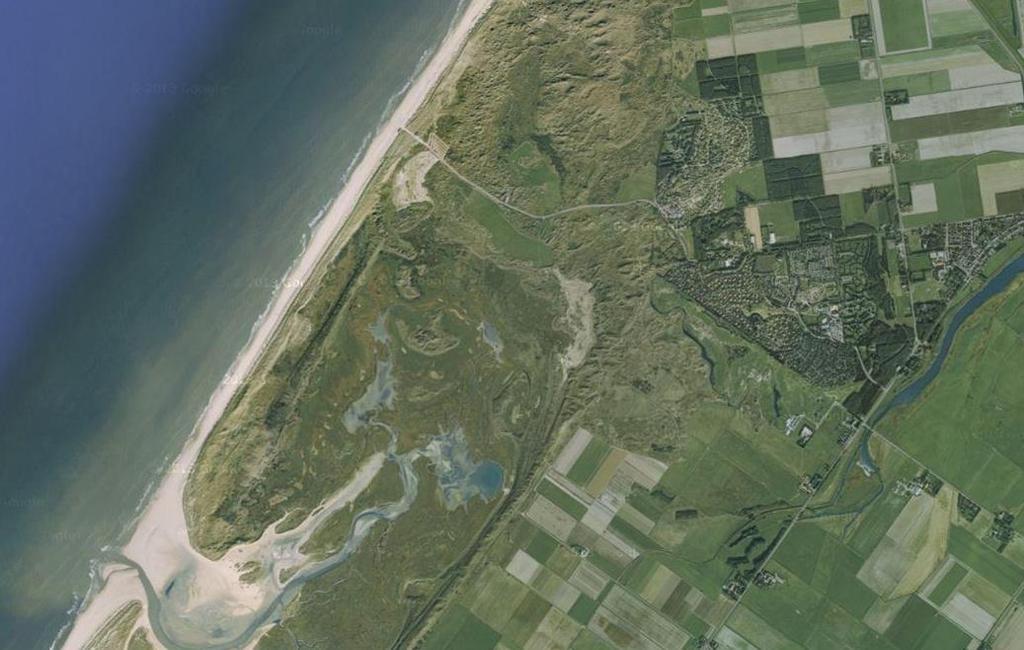 3 GEBIEDSBESCHRIJVING DE KRIM 3.1 Algemeen Zwemwaterlocatie De Krim ligt aan de Noordzeekust van het Waddeneiland Texel ten westen van De Cocksdorp in de gemeente Texel.