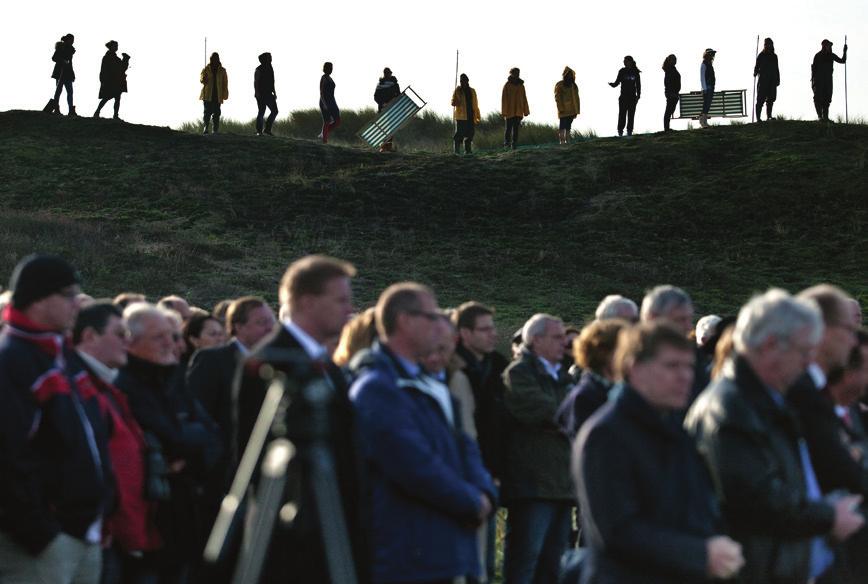 De projectgroep bereidt de vergaderingen van de stuurgroep voor en rapporteert over zowel de inhoudelijke als financiële voortgang.