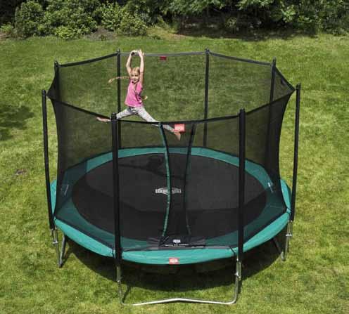 BERG Favorit Een trampoline met de juiste balans tussen kwaliteit en prijs Beschermrand UV-resistentie: Springcomfort: Kwaliteit: BERG Favorit + Safety Net Comfort Krijg je geen genoeg van het