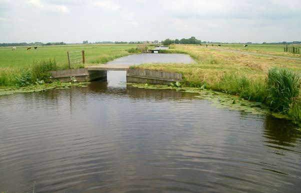 4. Ruimtelijk kader Netwerk van knooppunten Dit netwerk wordt bijzonder als de koppeling wordt gemaakt met bijzondere plekken in het landschap: Wierickerschans, de Oude Hollandse Waterlinie, de Put