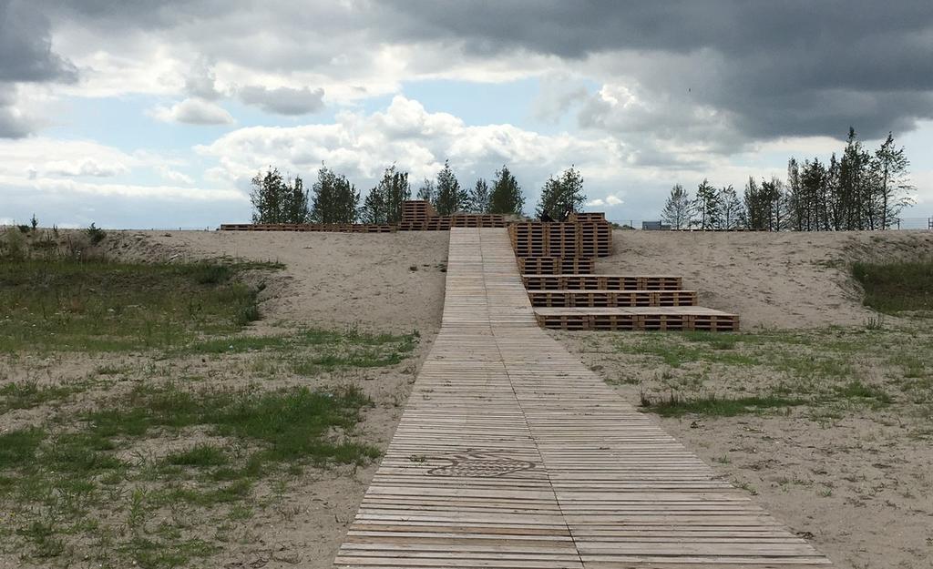 Ook de skatebaan en het uitkijkpunt van pallets worden als interessante elementen geduid en geven gezamenlijk een ontspannen en recreatieve sfeer aan het gebied.