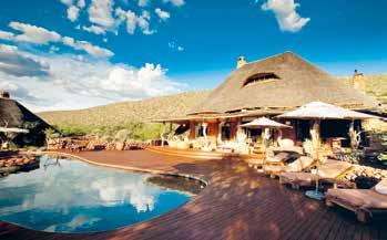 Hotels Tswalu Kalahari ***** Ligging: In het hart van de Noordkaap grenzend aan Botswana. Met zijn 100.000 hectare is dit het grootste private wildreservaat van Zuid-Afrika.