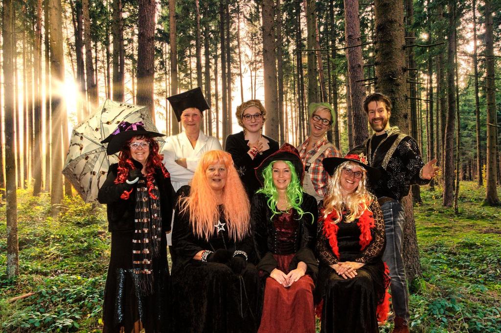 Heksengekolder Nut en Genoegen presenteert Heksengekolder Nijverdal - Toneelvereniging Nut en Genoegen staat binnenkort weer in het ZINiN Theater.