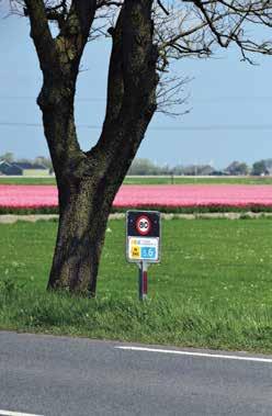 VERKEER EN VERVOER Brochure N241 Herinrichting N241 tussen Schagen en Verlaat Voor een bereikbare en verkeersveilige Kop van Noord-Holland In 2016 is er een brochure over de herinrichting van de N241