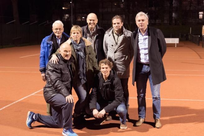 3 De vereniging MTC Bequick is opgericht in 1895 en is daarmee één van de oudste tennisverenigingen in Nederland. Het tenniscomplex is gelegen aan de Maria Rutgersstraat in Maassluis.