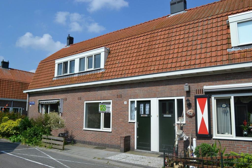 TE KOOP Steenbokstraat 3 Amsterdam Koopsom 155.000,-- vrij op naam Boorstraat 1 1021 JZ Amsterdam T. 020 619 29 30 F. 020 619 29 36 info@123makelaar.