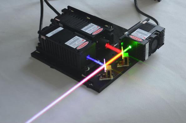 Hoe wit licht maken met laser