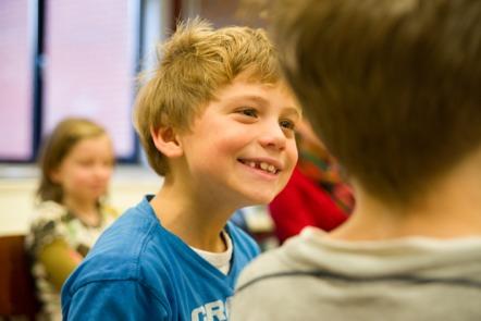 Woensdag 3 februari 2016 Wij zijn allemaal verschillend. Schrijf eens dingen op die je aan de buitenkant kunt zien (bijv. draagt een bril) en dingen die je niet kunt zien, de binnenkant (bijv.