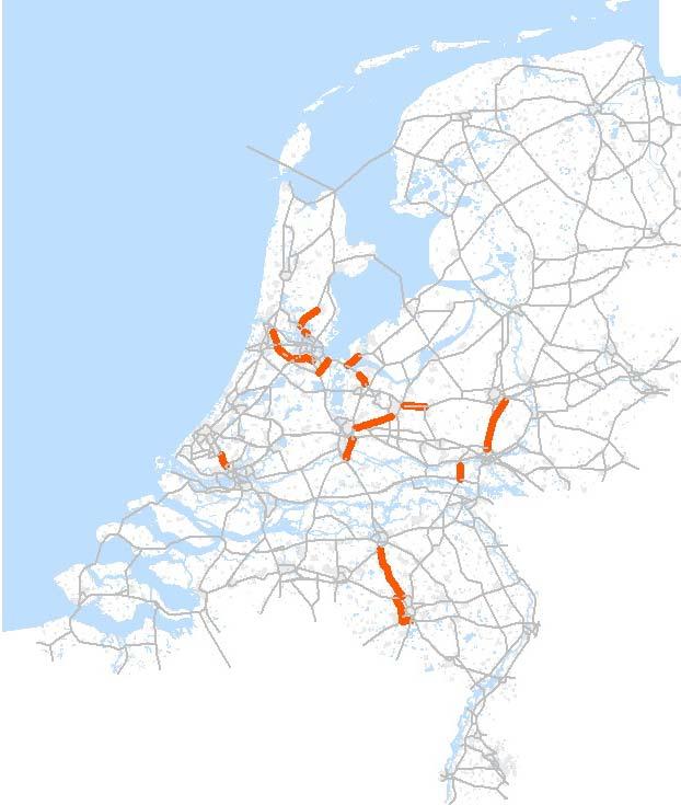 5 4 Spitsstroken Rijkswaterstaat heeft in het kader van de Spoedwet Wegverbreding een aantal knelpunten uit de File Top 50 uitgekozen om, onder andere met spitsstroken, snel aan te pakken [http://www.