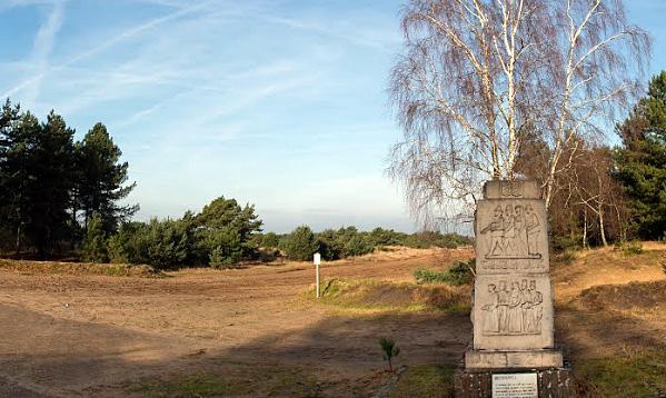 De route loopt ook door de gemeente Nederweert, die zich vooral kenmerkt door de gevarieerde landschappen en de kanalen.