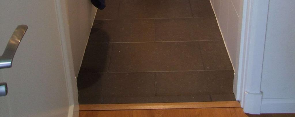 Vloer : tegels met vloerverwarming Muren :