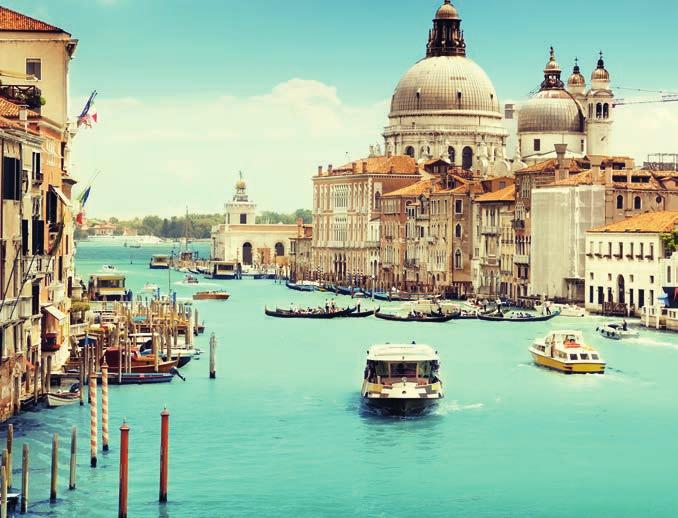 VENETIË Venetië is een betove rende stad en heeft een verborgen kant die alleen