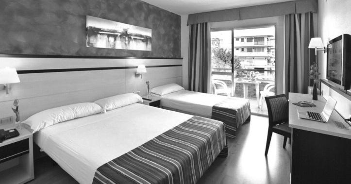 A5_zomer_2016_32_pg_Opmaak 1 26/01/16 17:56 Pagina 6 Spanje Costa Dorada Salou [22 C] Hotel Golden Port**** Beoordeling 8.
