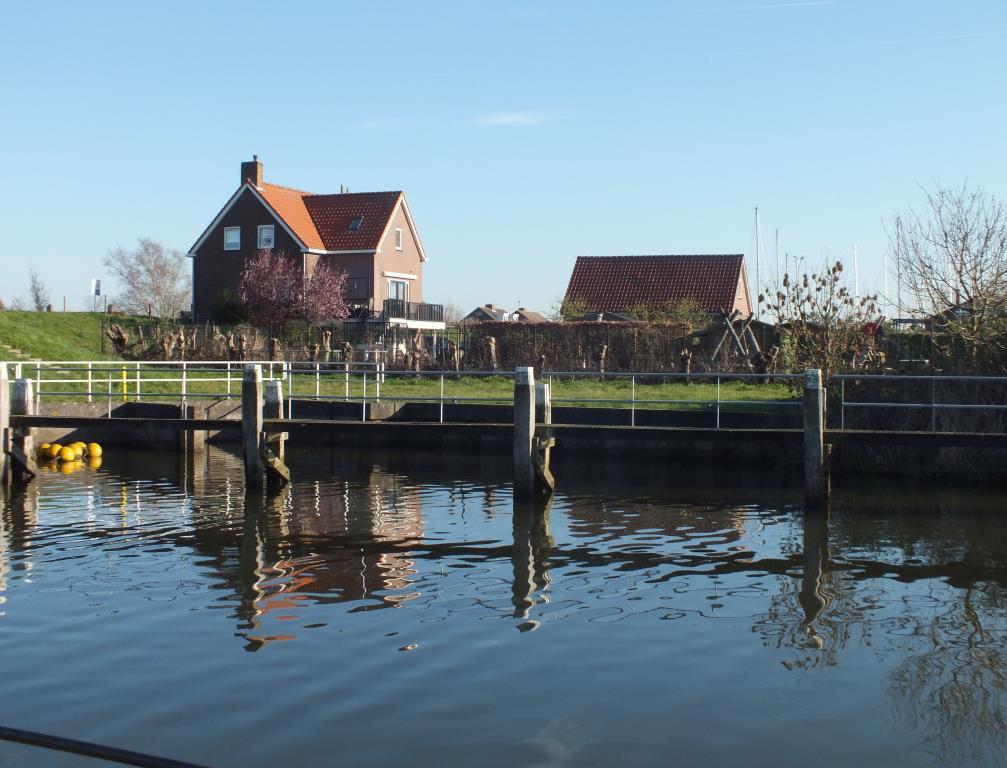 vrijstaand woonhuis dat de afgelopen jaren goed en degelijk is