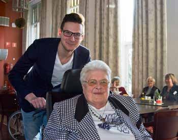 Ze ontmoetten elkaar door het project Jong+Oud=Goud van Stichting SeniorenStudent. Senioren en studenten worden een jaar lang aan elkaar gekoppeld en zien elkaar dan 6 uur per maand.