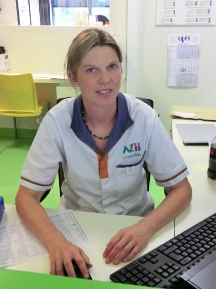 Verpleegkundig team Het verpleegkundig zorgteam staat onder leiding van de hoofdverpleegkundige, Wendy Miechielsen.