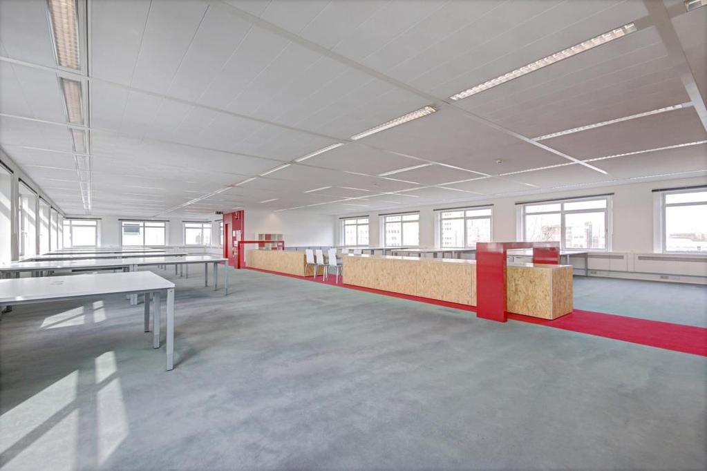 Algemeen Het betreft een kantoorgebouw gesitueerd in het kantorengebied aan de zuidkant van Utrecht, recht tegenover de Toys XL en de BCC.