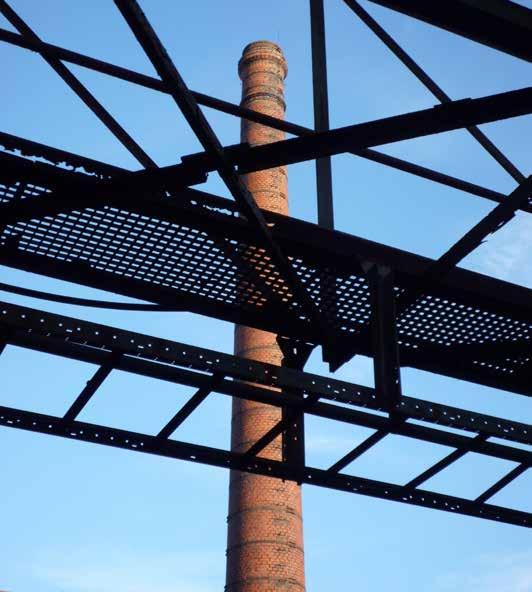 Bestaande schoorstenen van Sjang Geelen in beeld 125 veevoederfabrieken van Nederland. In 1963 fuseerde het bedrijf met de mengvoederafdeling van N.V. Oliefabrieken Calvé-Delft tot U.T.