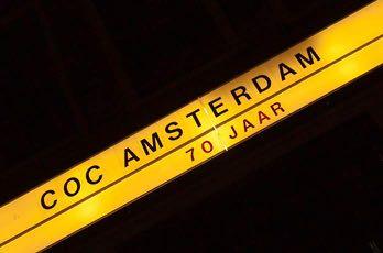 Feest 70 jaar COC Amsterdam Op zondag 18 december vierden we samen met leden en vrijwilligers dat COC Amsterdam 70 jaar bestaat.