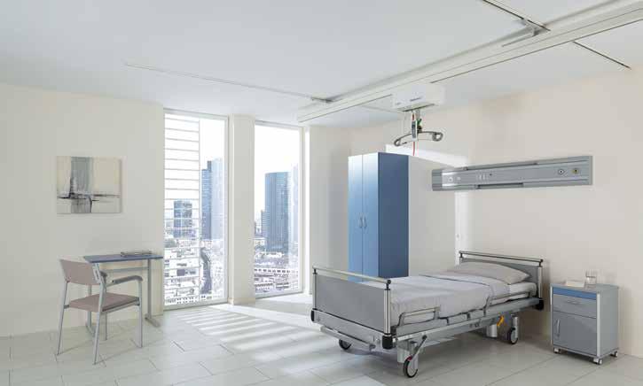 Een huiselijke sfeer in combinatie met een verbeterde patiëntenzorg Het Völker S 962-2-ziekenhuisbed voldoet aan een breed scala aan vereisten voor universeel gebruik in klinieken en ziekenhuizen.