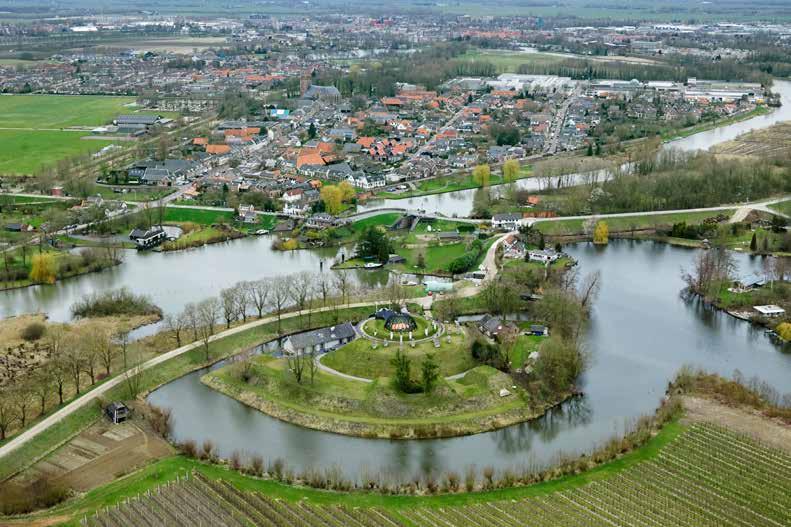 FORT ASPEREN, NU IN GEBRUIK ALS KUNSTFORT VOOR EXPOSITIES. IN DE WINTER NEMEN VLEERMUI- ZEN HET FORT OVER (BRON: STICHTING AQUARIUS).