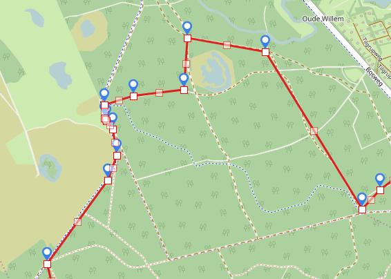 Zie trajectkaart: Einde pad RA op het fietspad( niet het wandelpad nemen) Het fietspad gaat langs de rand van het Wapserveld. Bij Paddenstoel 24357/001, RA graspad voor het bankje langs.