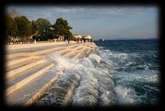 Zadar... onze absolute favoriet in Kroatië. Een echte must-see. Zadar is het historisch, cultureel, economisch en toeristisch hart van Noord- Dalmatië.
