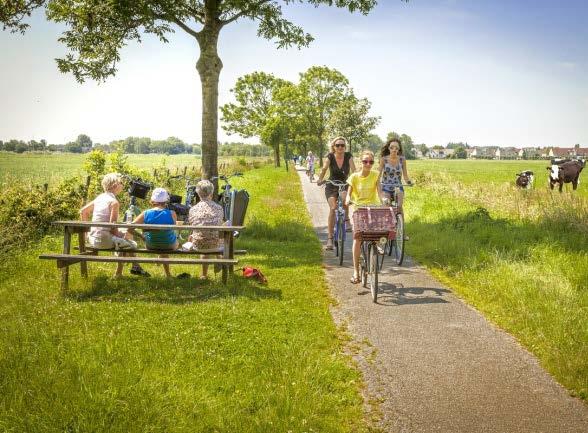 Woerden: een stad met dorpse gezelligheid Woerden is het bruisend hart van het Groene Hart.