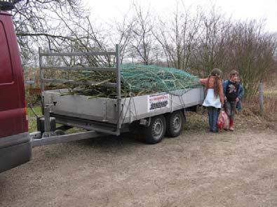 Ook de Natuurontdekkersclub mochten we weer verwelkomen. Op zaterdagmorgen ging een enthousiaste groep aan de slag in het Geerhoekje.