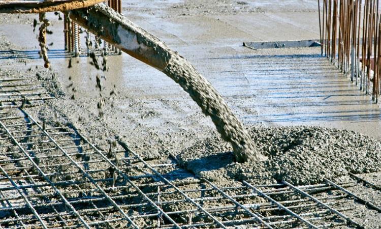 Positieve bijvangst: Olievlekwerking naar andere (bouw)bedrijven Beton recycling Grote Nederlandse gemeente met ambitie om haar betonketen te sluiten Basisidee: Afvoer eigen beton GWW projecten