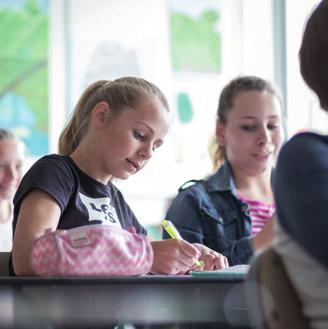 Op die manier beheersen ze straks Engels op hoog niveau. Digitaal leren Onze school ziet de meerwaarde van digitaal werken in en buiten de klas.