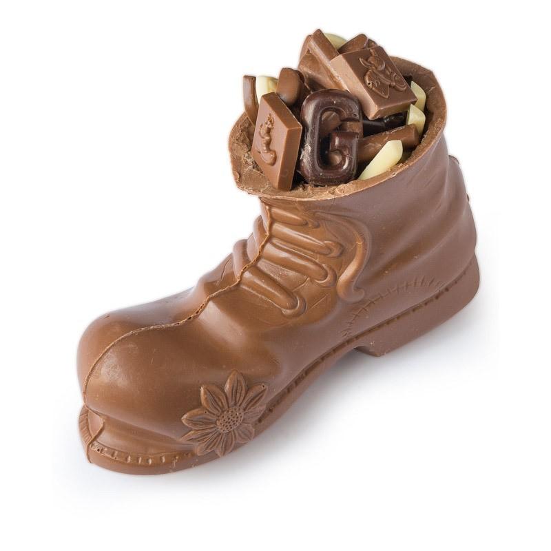 11: Choco Schoen s Ochtends je schoen vinden met wat lekkers is een heerlijke gedachte.