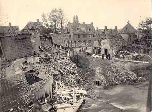 We woonden daar met 14 personen in dat huis en in die tijd hadden we ook nog 6 evacués vanuit Olland vanwege de oorlog.