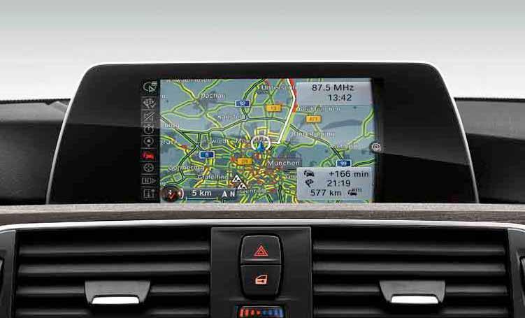 Uitrusting BMW X1 Corporate Lease Consumentenprijs ZCC Corporate Lease 995,- Consumentenprijs* 302 Alarmsysteem klasse 3 (VbV/SCM) 513,- koppel 6UN Navigatiesysteem 1.