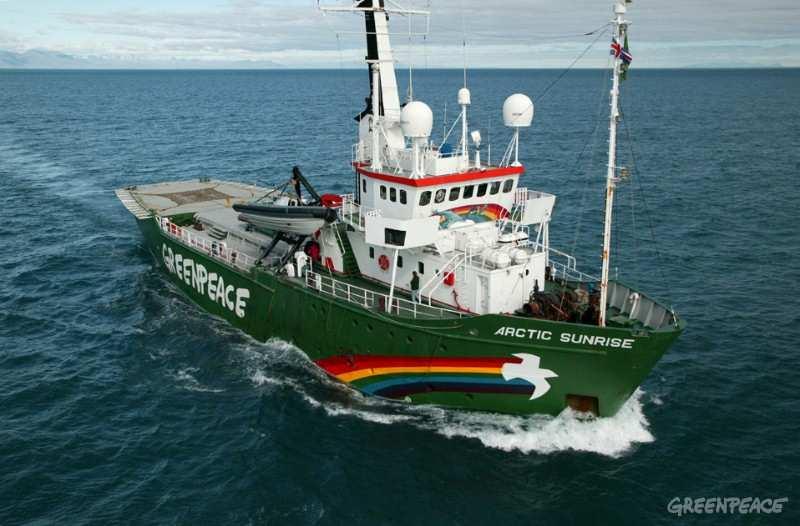 Leuk en/of informatief: Greenpeace doet onderzoek in de Noordzee naar onderwaterleven. Vanaf 2 mei onderzoekt Greenpeace samen met biologen en een groep duikers het onderwaterleven bij de Klaverbank.