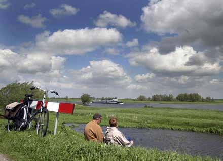 In Waterliniemuseum Fort bij Vechten ontdek je van alles over de verdediging van Nederland door de inzet van water. Mensen uit verschillende tijden nemen je mee in hun avonturen en belevenissen.