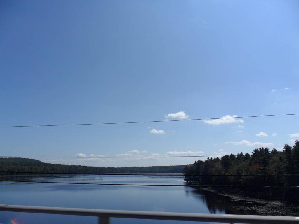 Helaas liep dat anders Met de nodige moeite konden we een foto van het bord van Maine vinden, want de brug die we hiervoor in de route hadden zitten was in onderhoud en dus gesloten.
